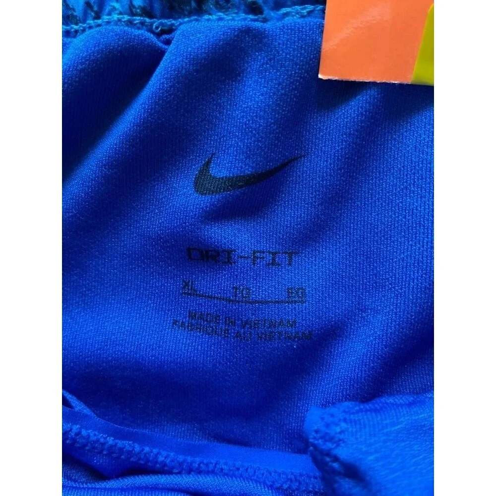 Nike Girls Size XL - One Woven High Rise Printed Shorts With Liner New With Tags
